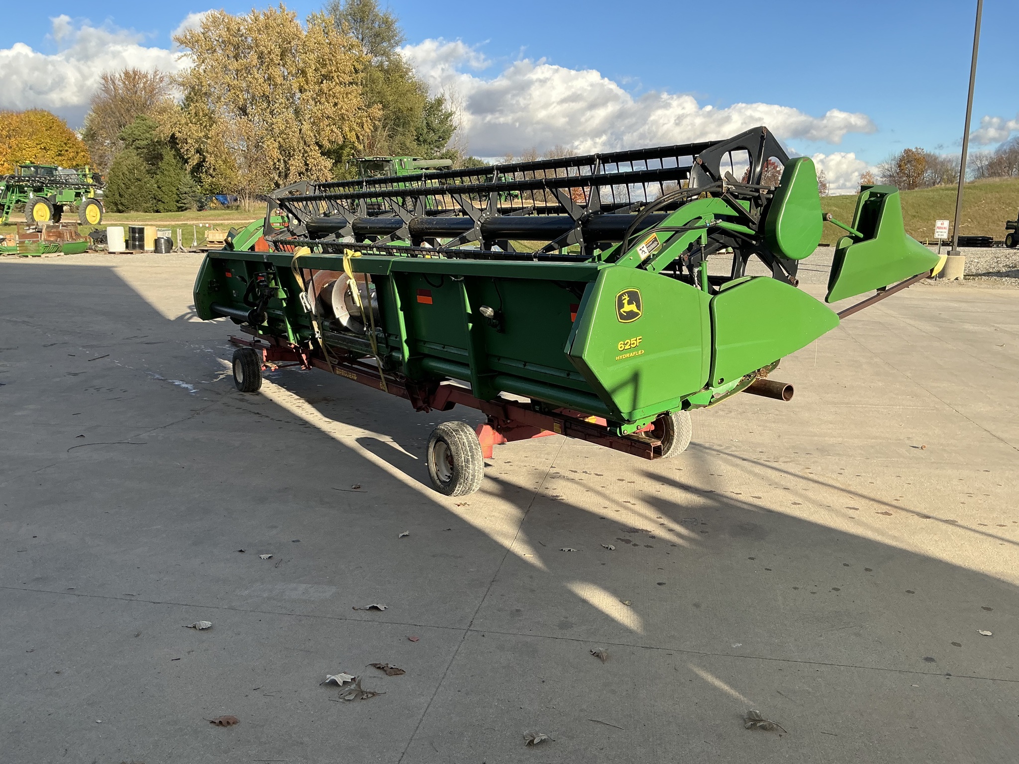 2004 John Deere 625F Image 5