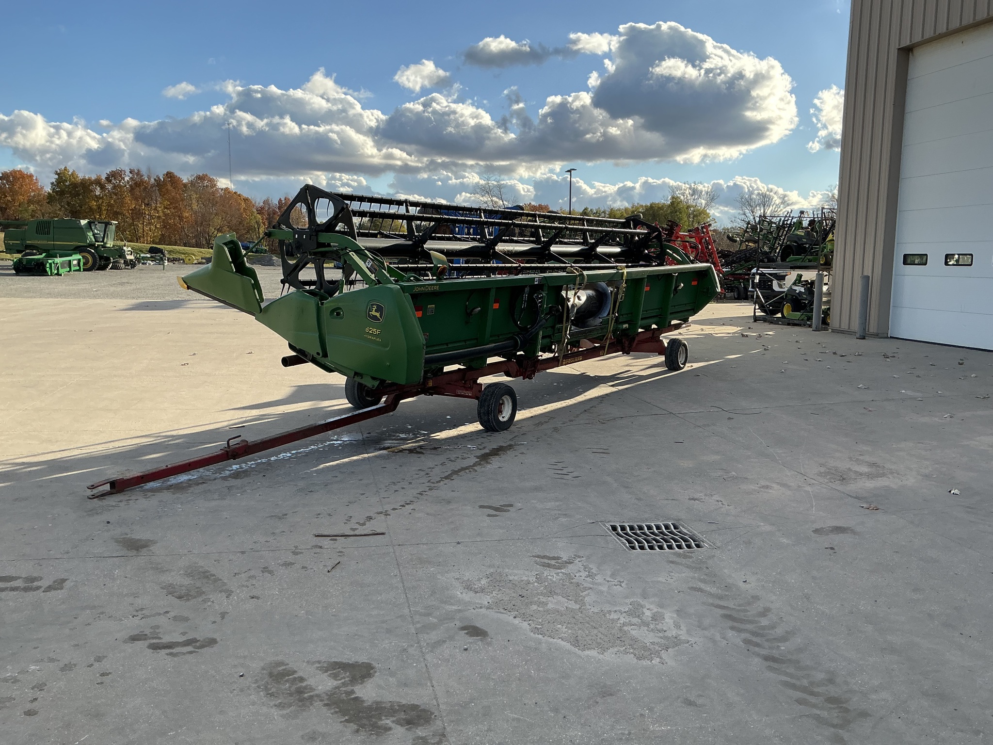 2004 John Deere 625F Image 7