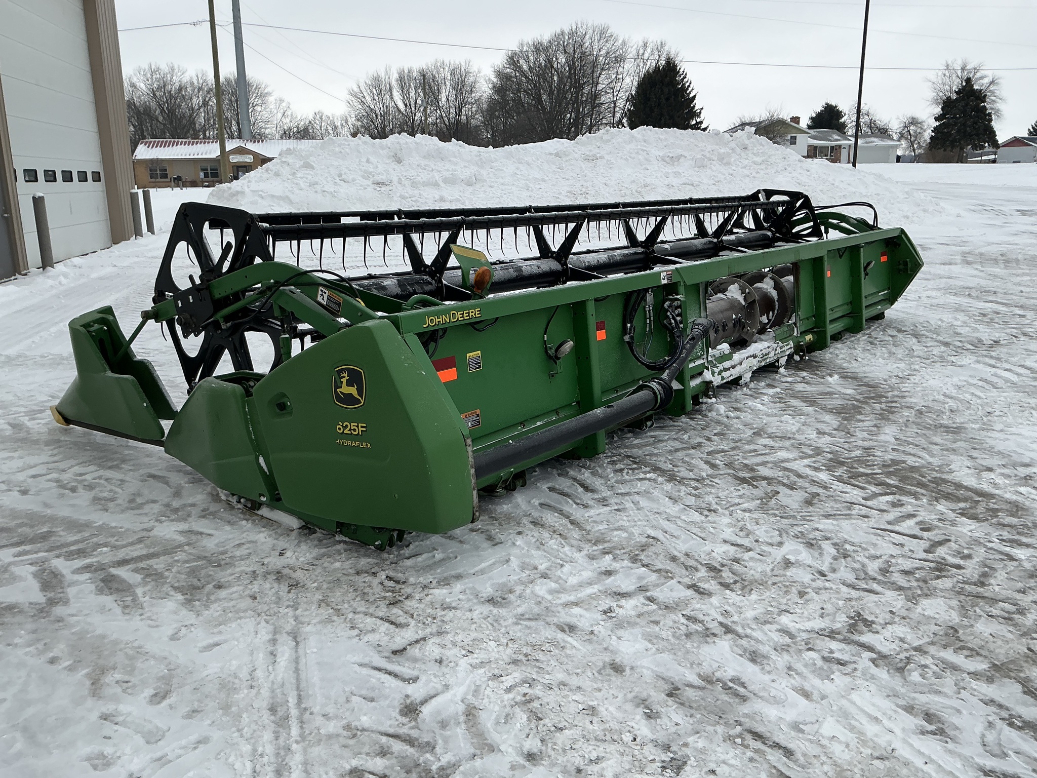 2004 John Deere 625F Image 4