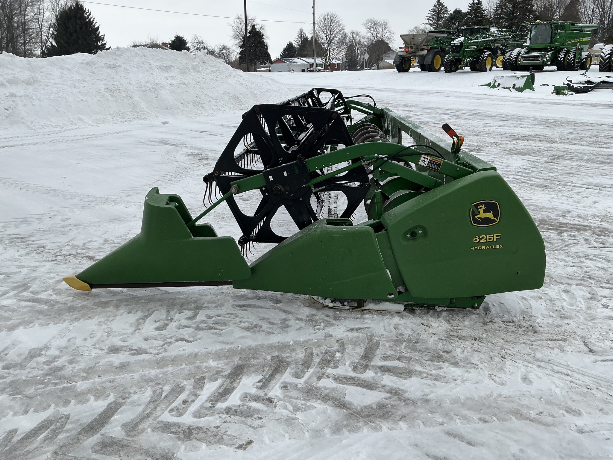 2004 John Deere 625F Image 5