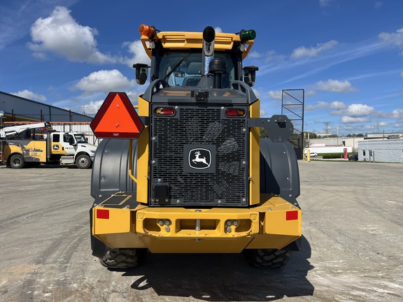 2024 John Deere 544 P