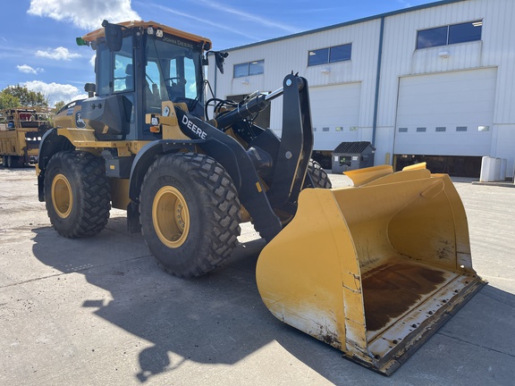 2024 John Deere 544 P