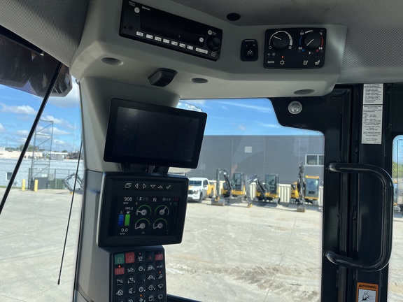 2024 John Deere 544 P