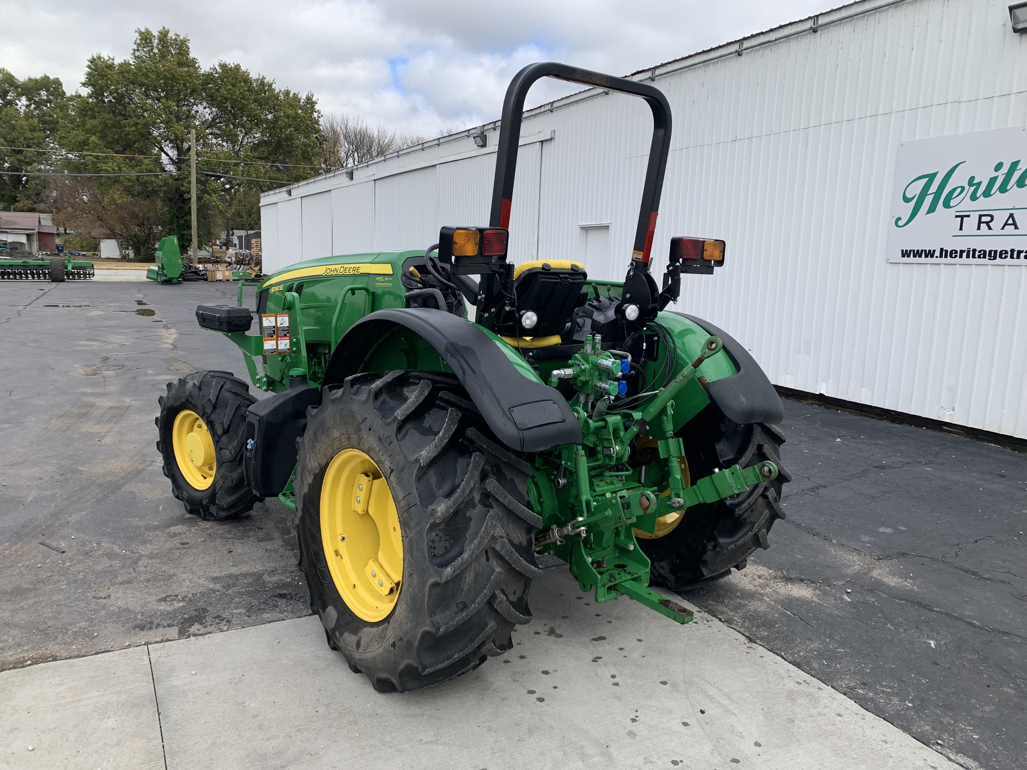  2020 John Deere 5090EL at Heritage Tractor in Lamar, MO
