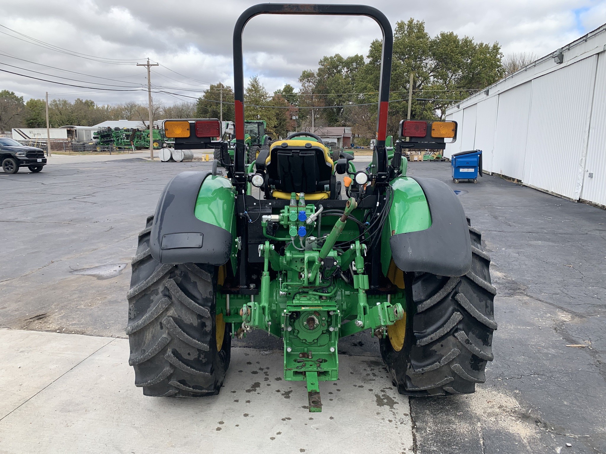  2020 John Deere 5090EL at Heritage Tractor in Lamar, MO