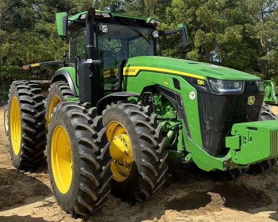 2023 John Deere 8R 310 Photo 1