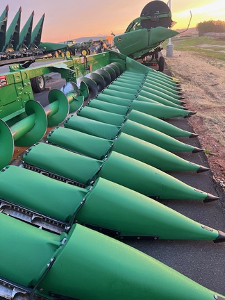 2022 John Deere C18R