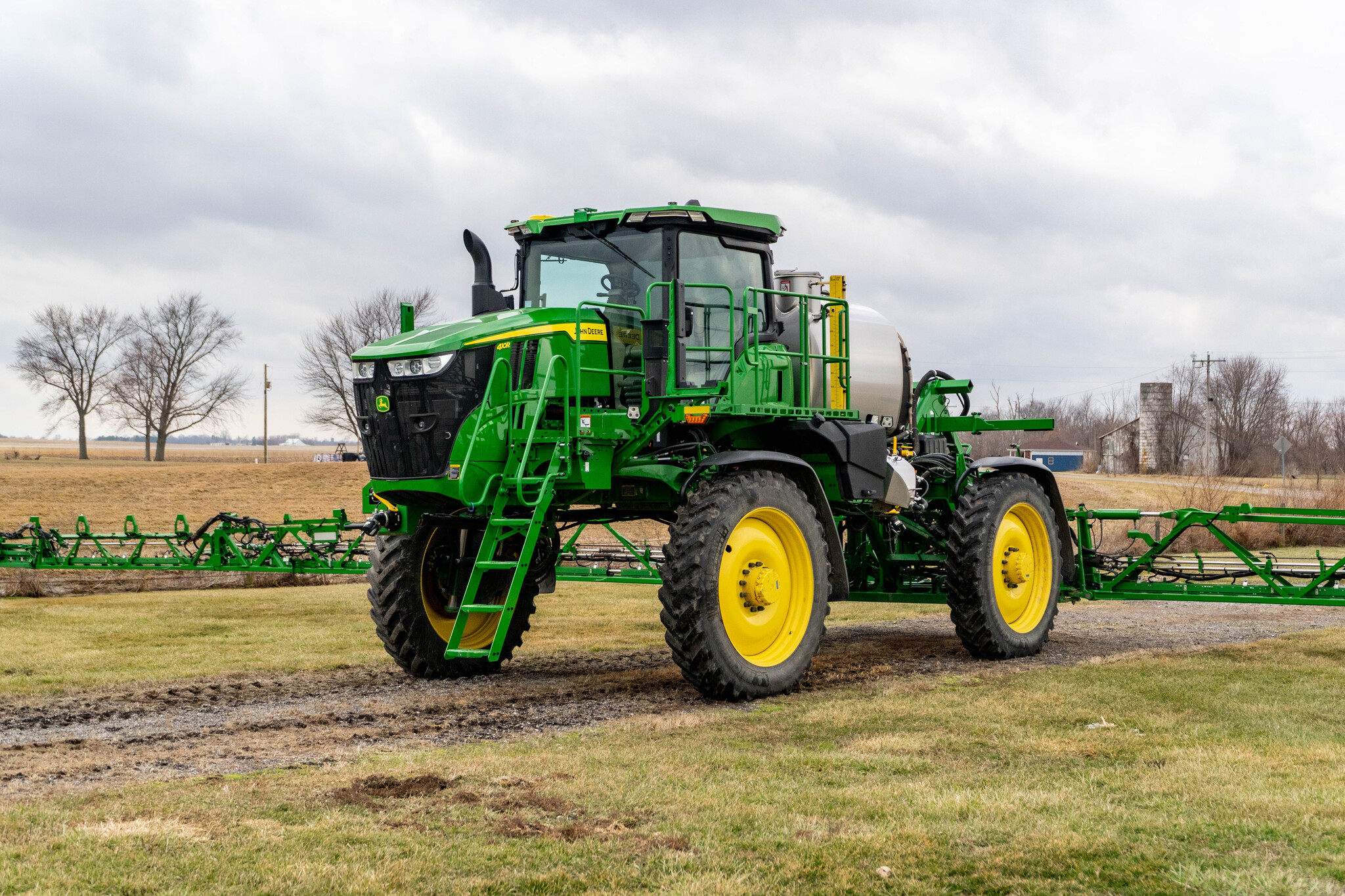 Used 2024 John Deere 410R Self Propelled Sprayers at Koenig Equipment in Greensburg, IN - PhotoXL0