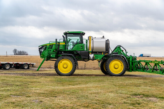 Used 2024 John Deere 410R Self Propelled Sprayers at Koenig Equipment in Greensburg, IN - Photo1