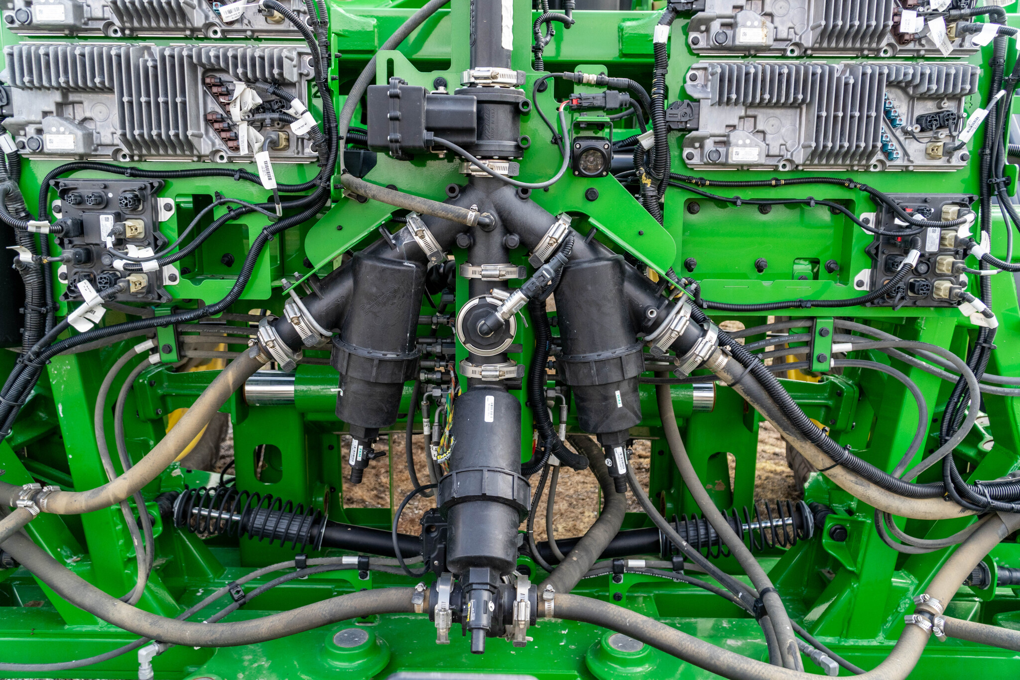 Used 2024 John Deere 410R Self Propelled Sprayers at Koenig Equipment in Greensburg, IN - PhotoXL24