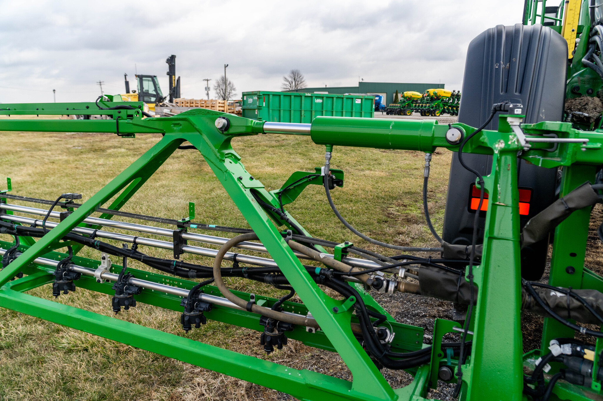 Used 2024 John Deere 410R Self Propelled Sprayers at Koenig Equipment in Greensburg, IN - PhotoXL32