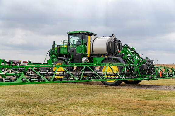 Used 2024 John Deere 410R Self Propelled Sprayers at Koenig Equipment in Greensburg, IN - Photo2