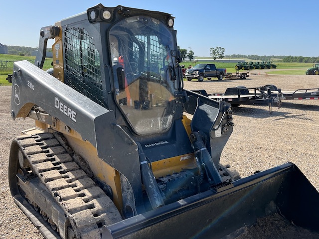  2022 John Deere 331G at Heritage Tractor in Macomb, IL