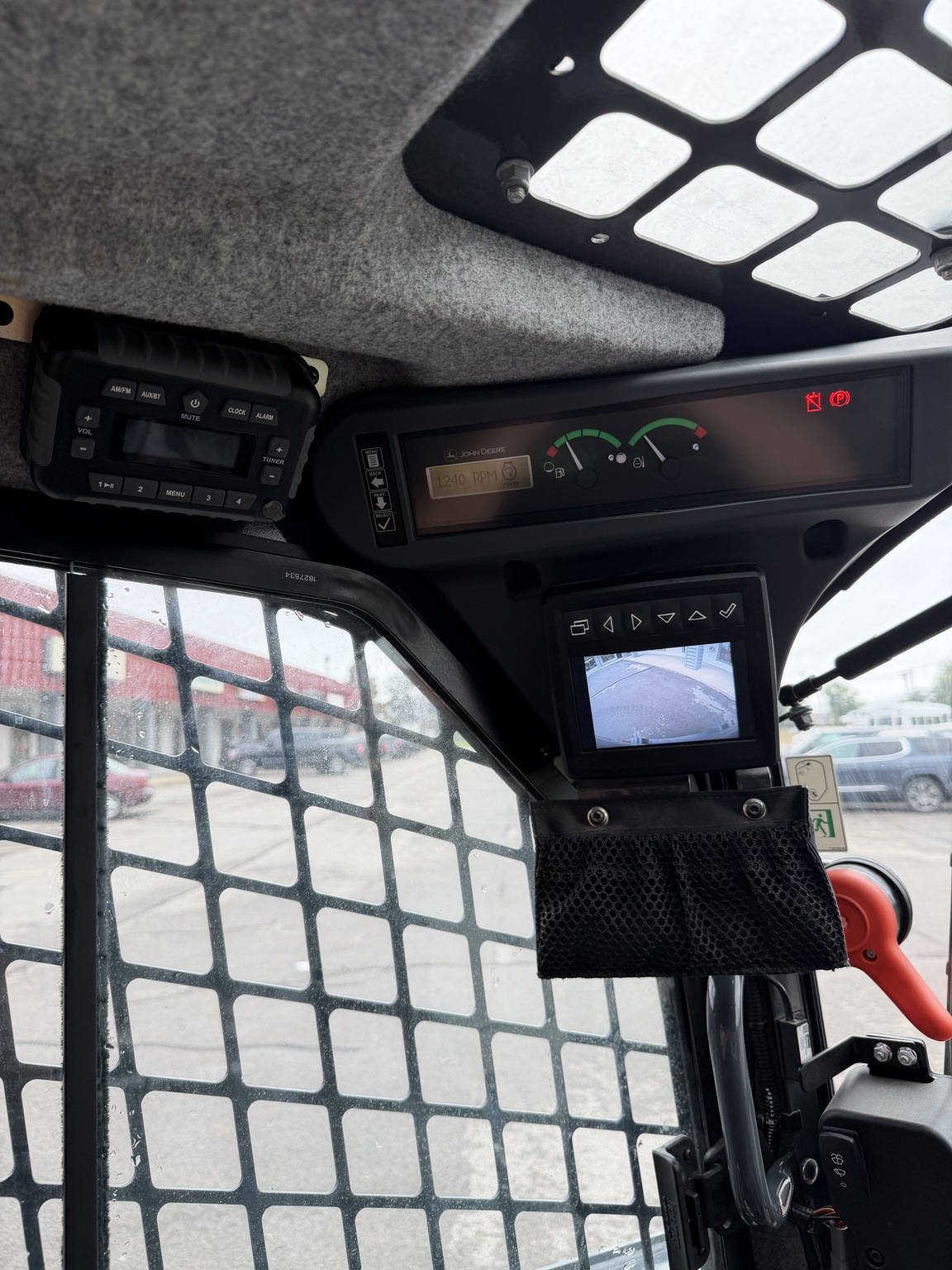 2023 John Deere 324G Image 14