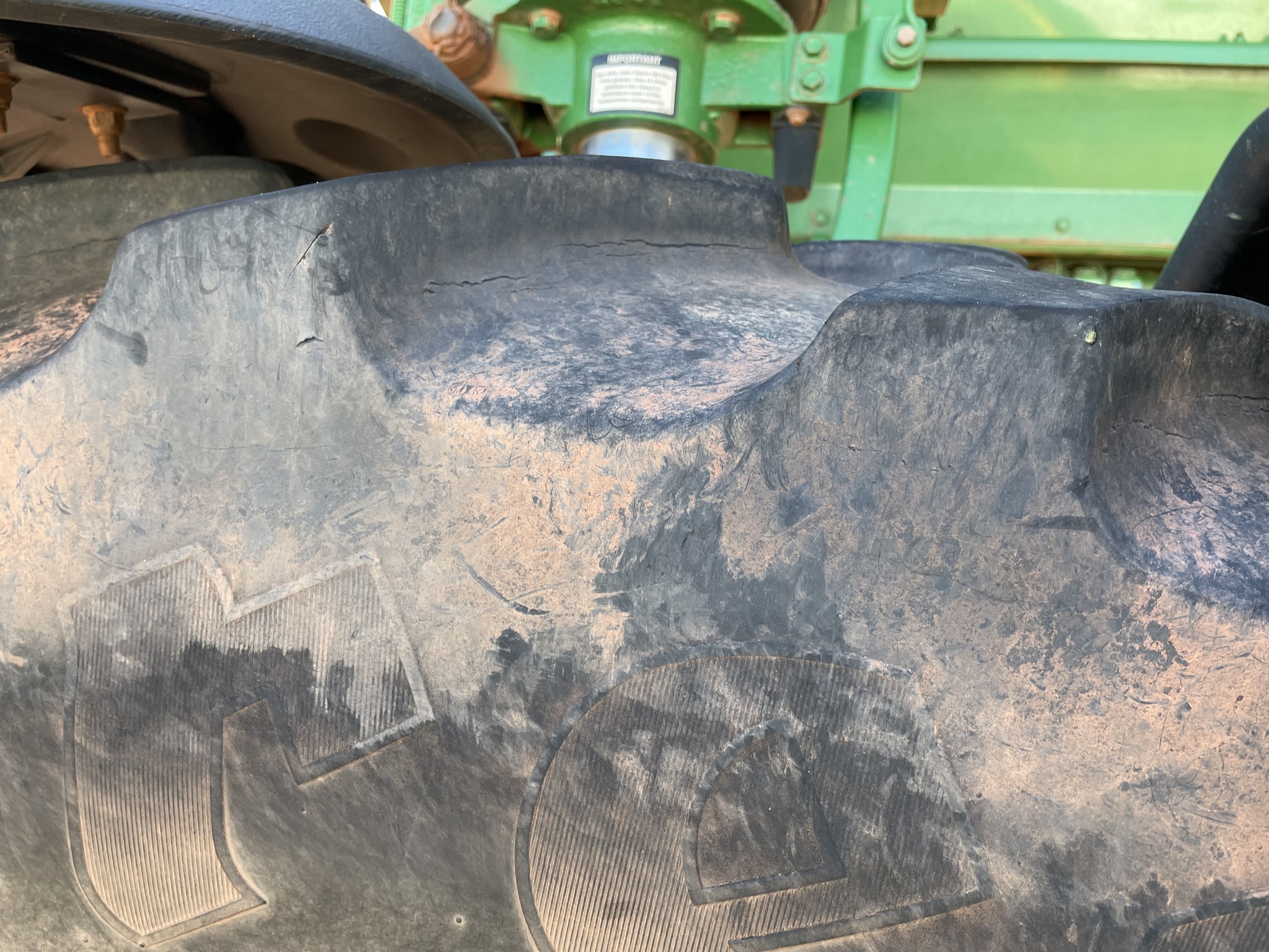 2011 John Deere 4730 Image 33