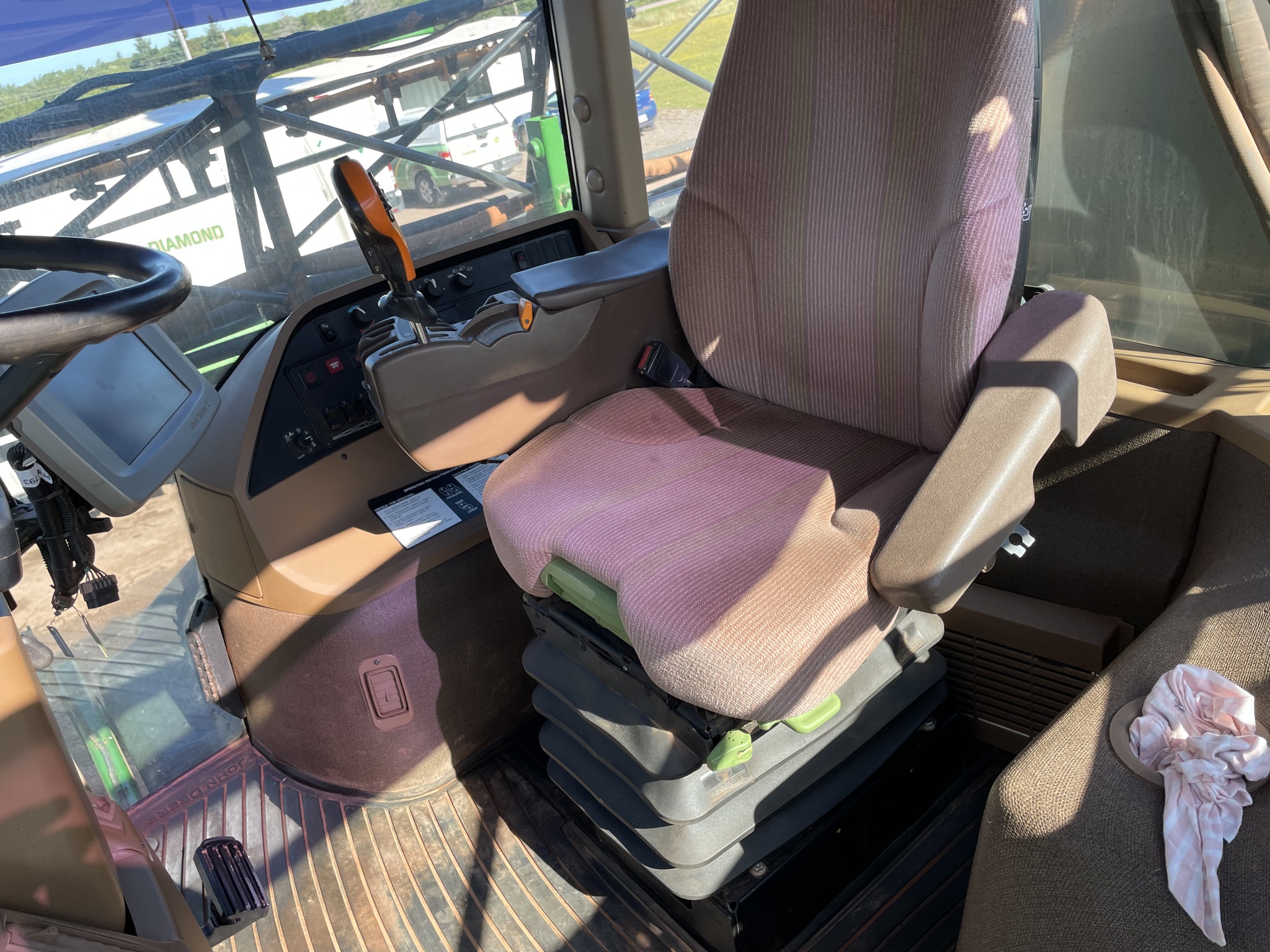 2011 John Deere 4730 Image 19