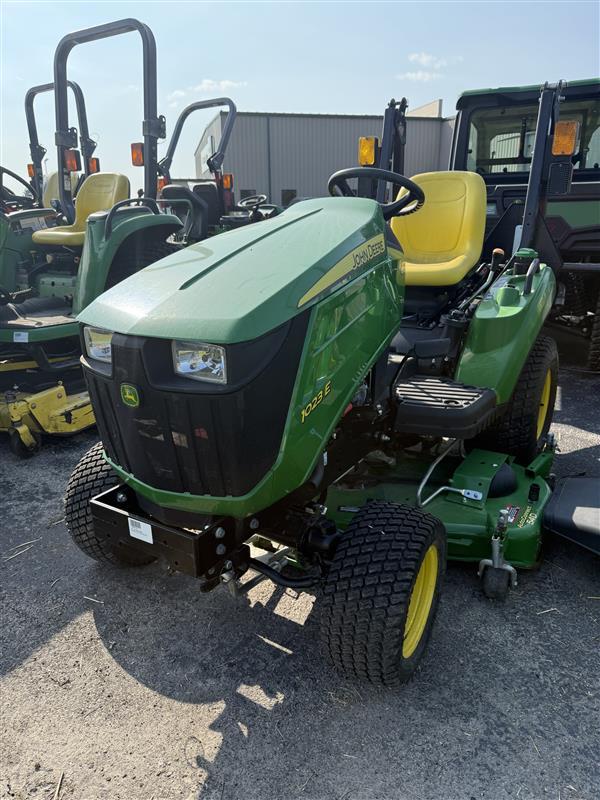 2022 John Deere 1023E Image 2