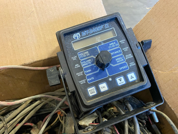 Used 2006 John Deere HD200 Sprayer Turf Sprayers at Horizon Ag & Turf in Calgary, AB - Photo5