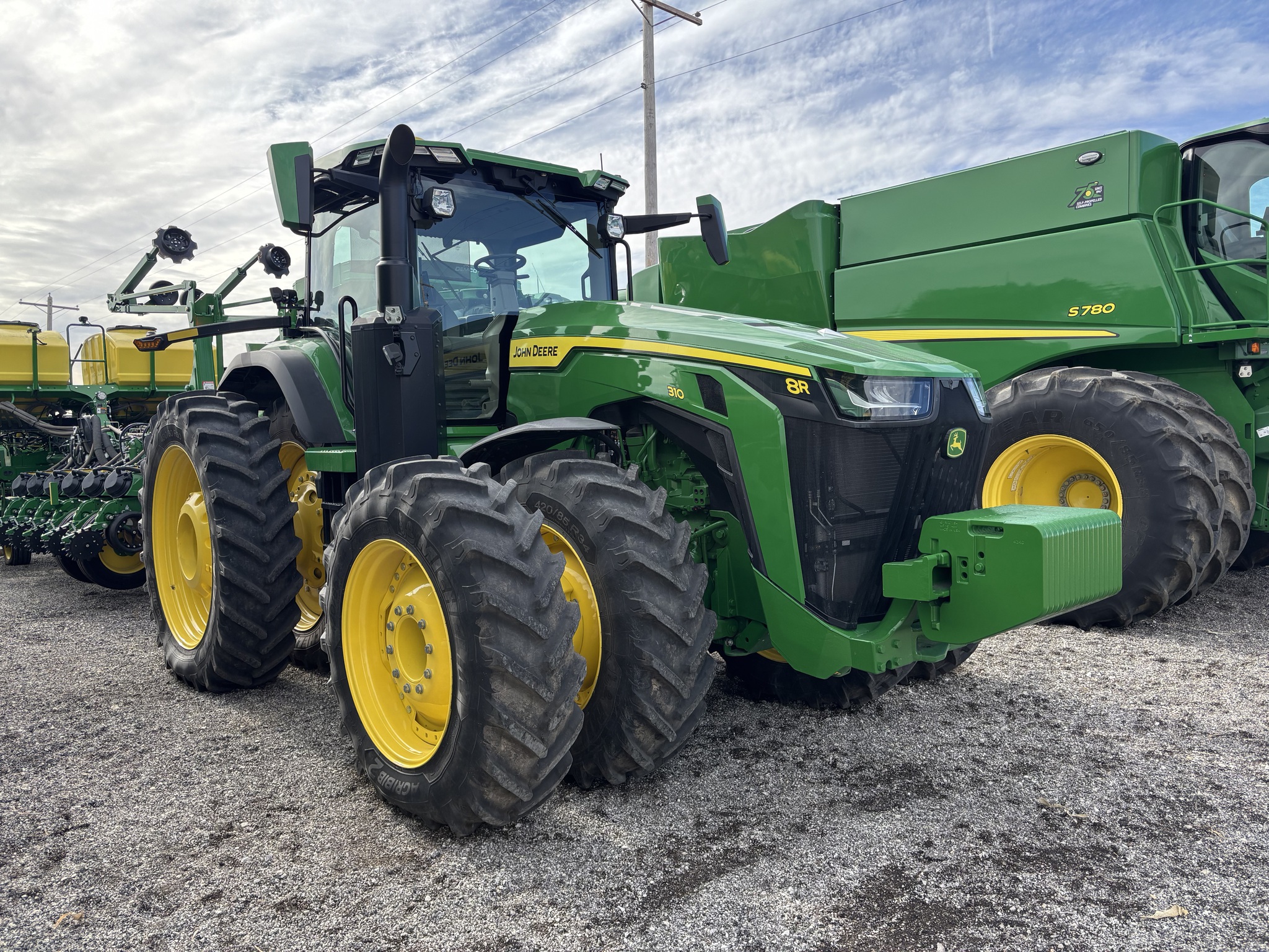  2024 John Deere 8R 310 at Heritage Tractor in Galesburg, IL