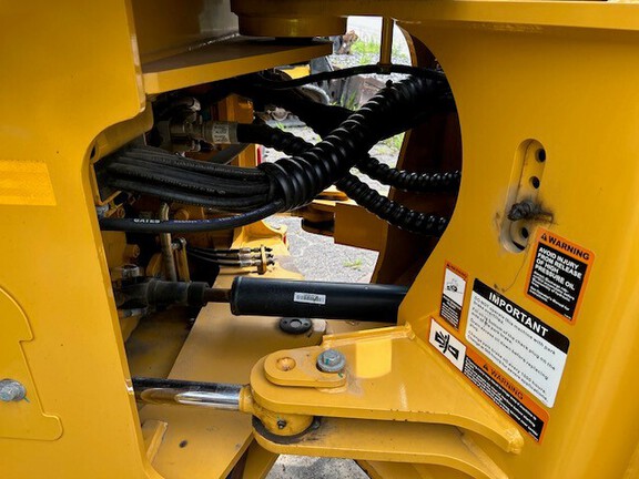 2023 John Deere 544 G