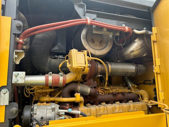 2023 John Deere 544 G