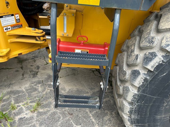 2023 John Deere 544 G