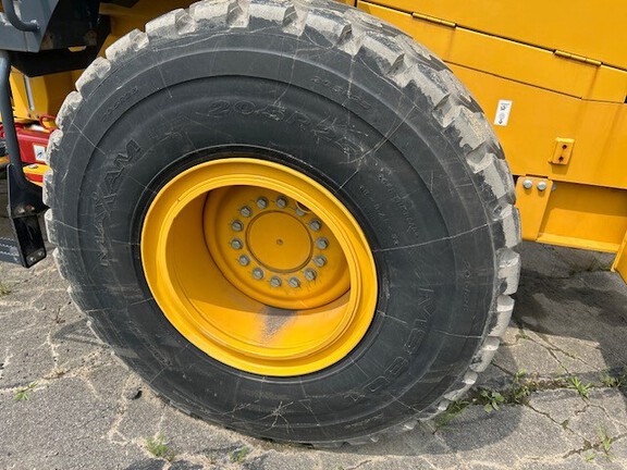2023 John Deere 544 G