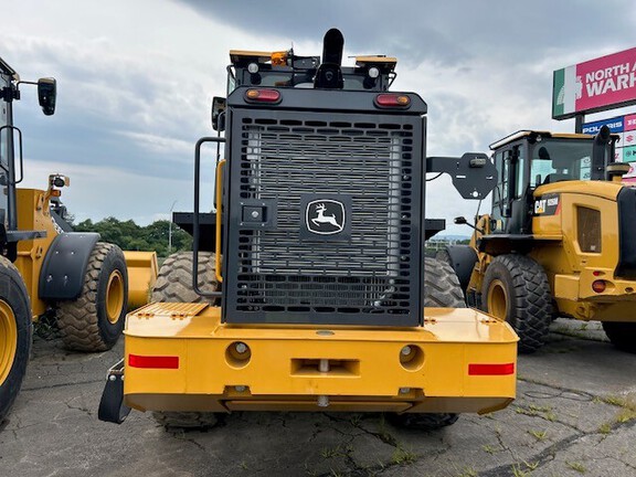 2023 John Deere 544 G