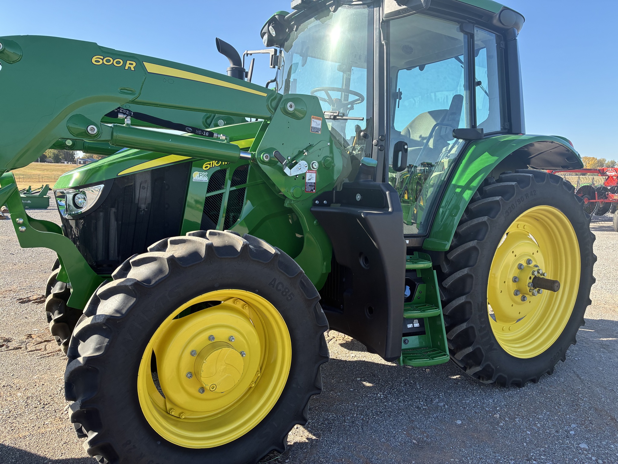 2023 John Deere 6110M Image 1