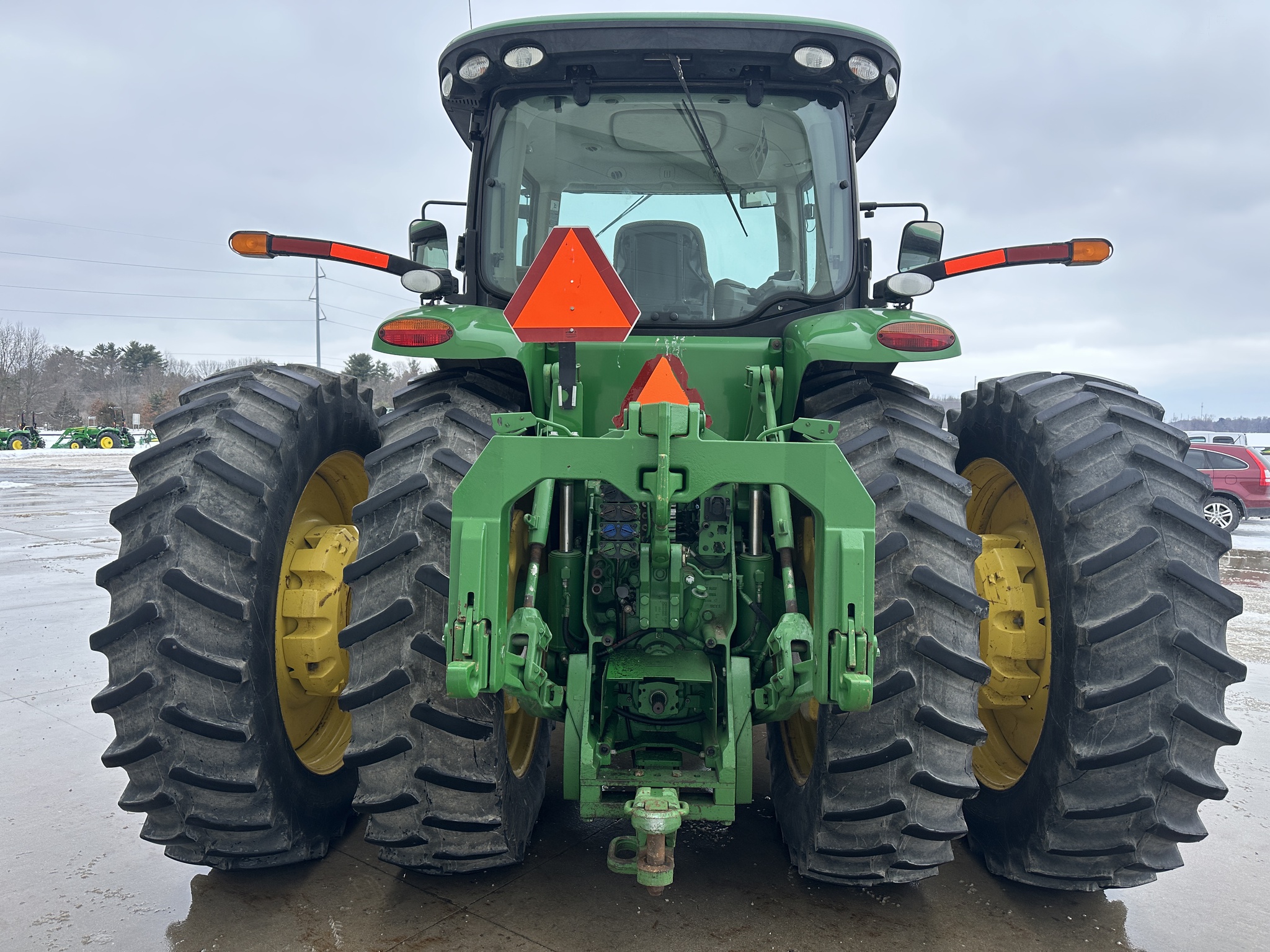 2012 John Deere 8335R Image 4