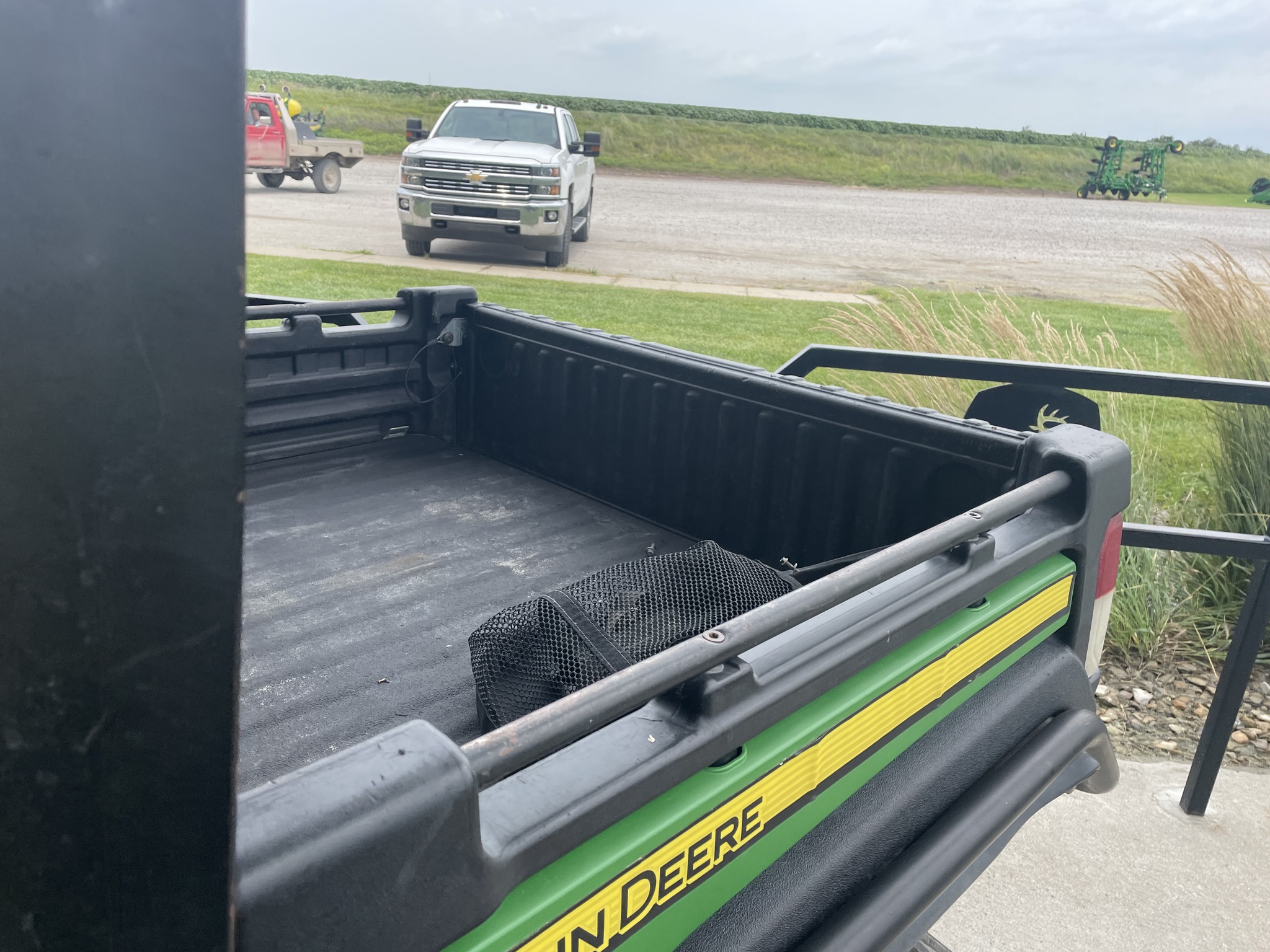 2020 John Deere XUV 835M Image 7