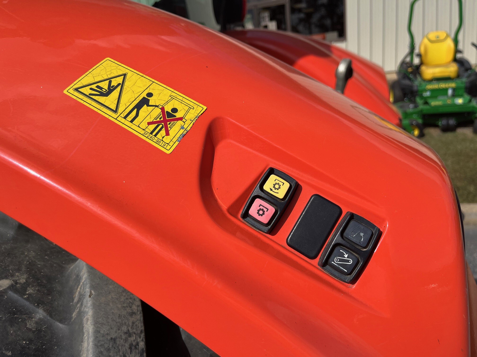 2021 Kubota M7-132 Image 7