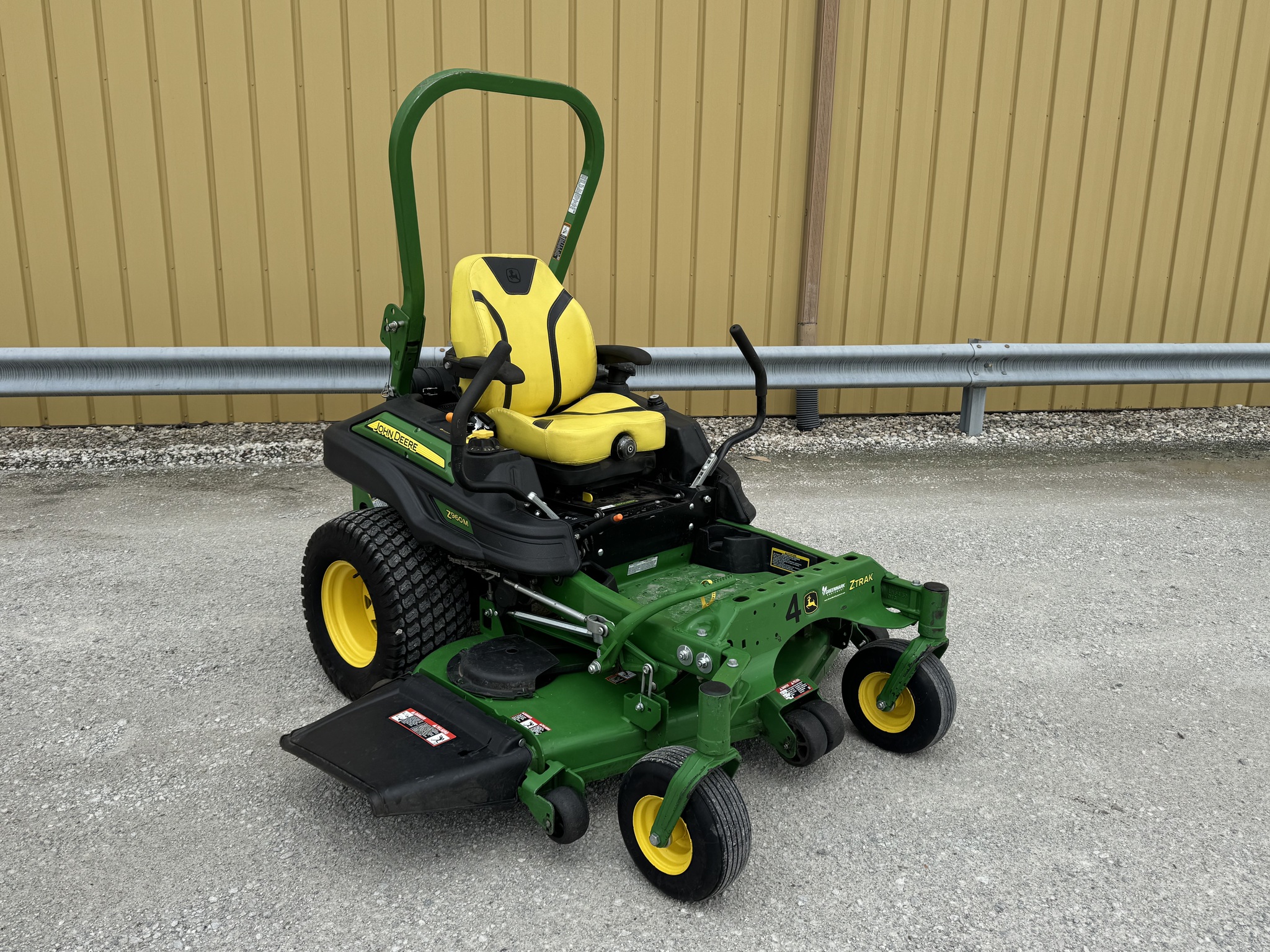 2021 John Deere Z960M Image 1