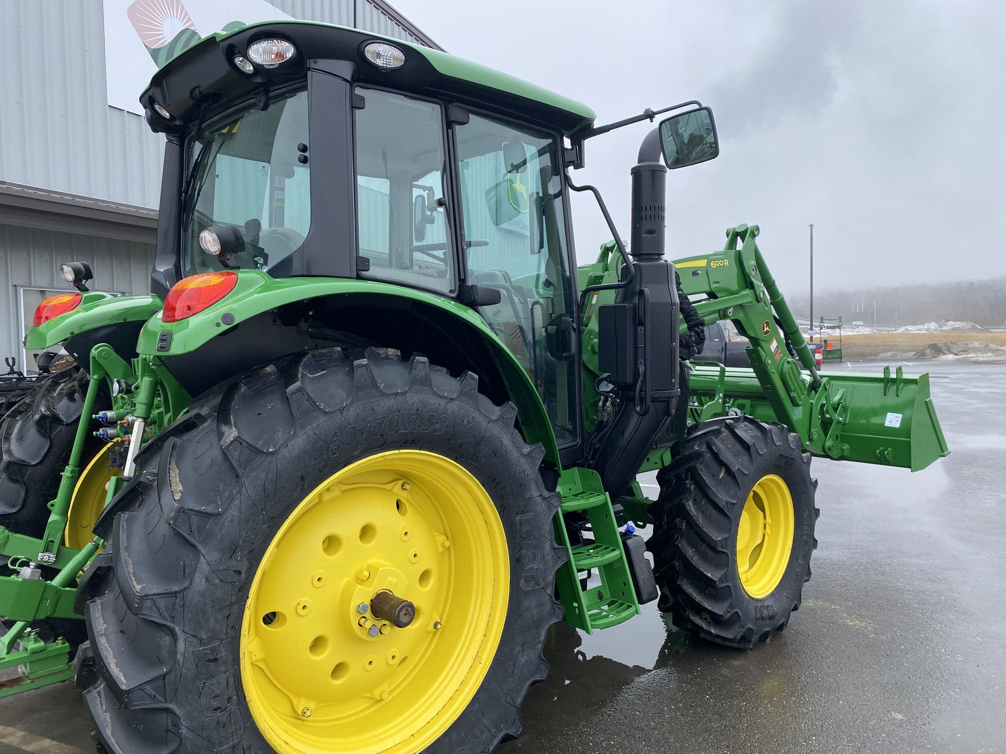 2024 John Deere 6110M Image 16