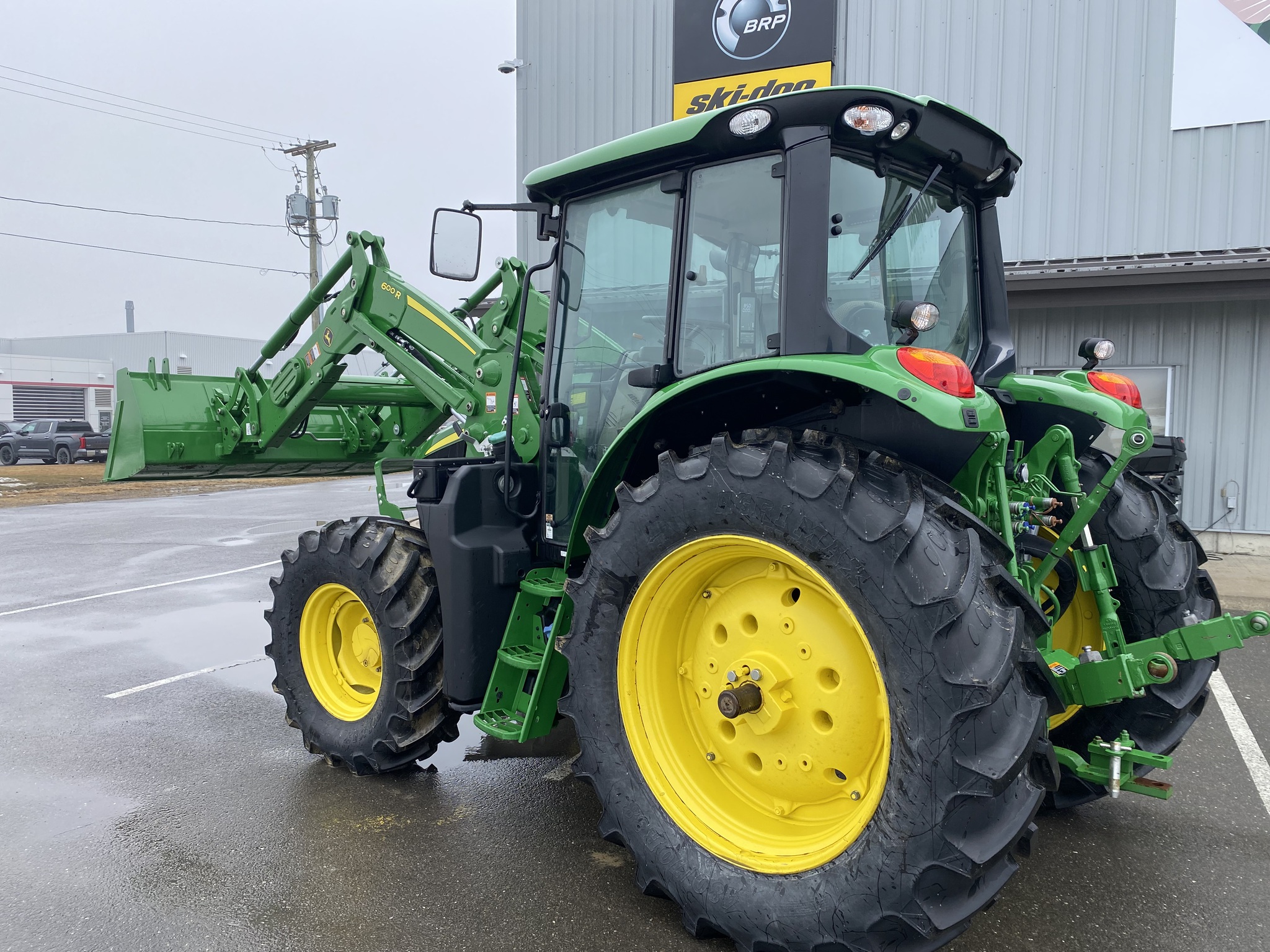 2024 John Deere 6110M Image 4