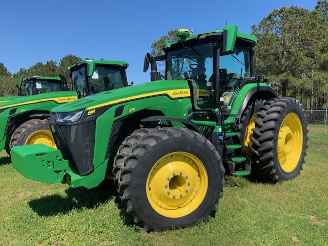 2023 John Deere 8R 370 Image 1