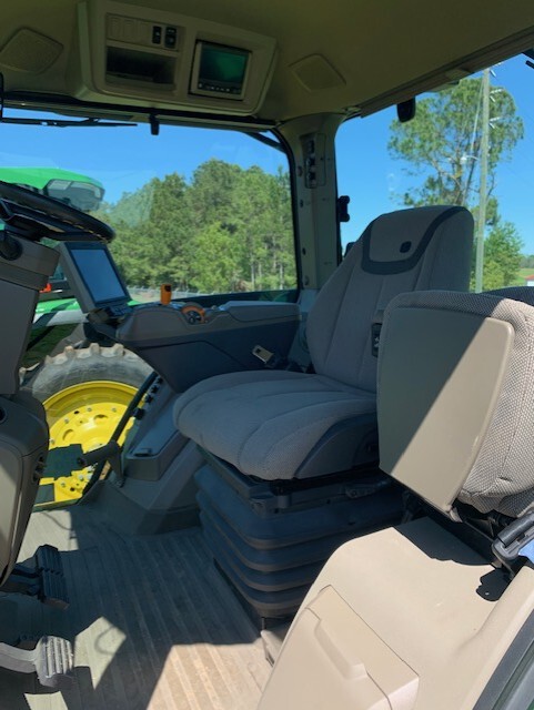 2023 John Deere 8R 370 Image 6