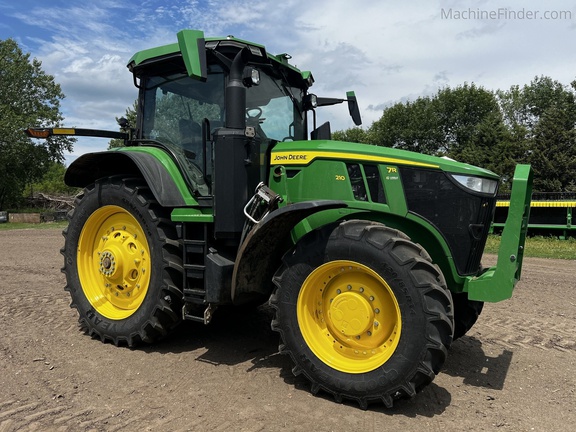  John Deere 7R 210