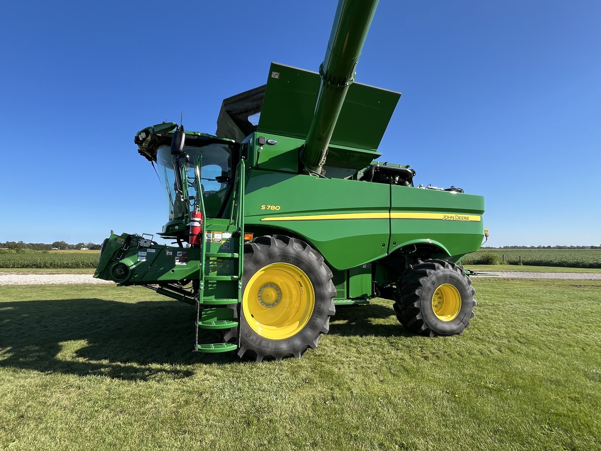  2023 John Deere S780 at Heritage Tractor in Geneseo, IL