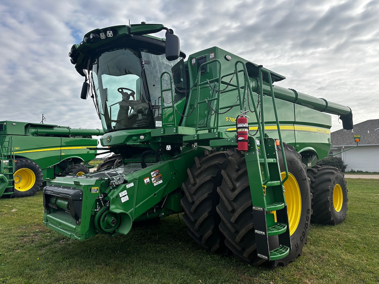  2023 John Deere S780 at Heritage Tractor in Aledo, IL