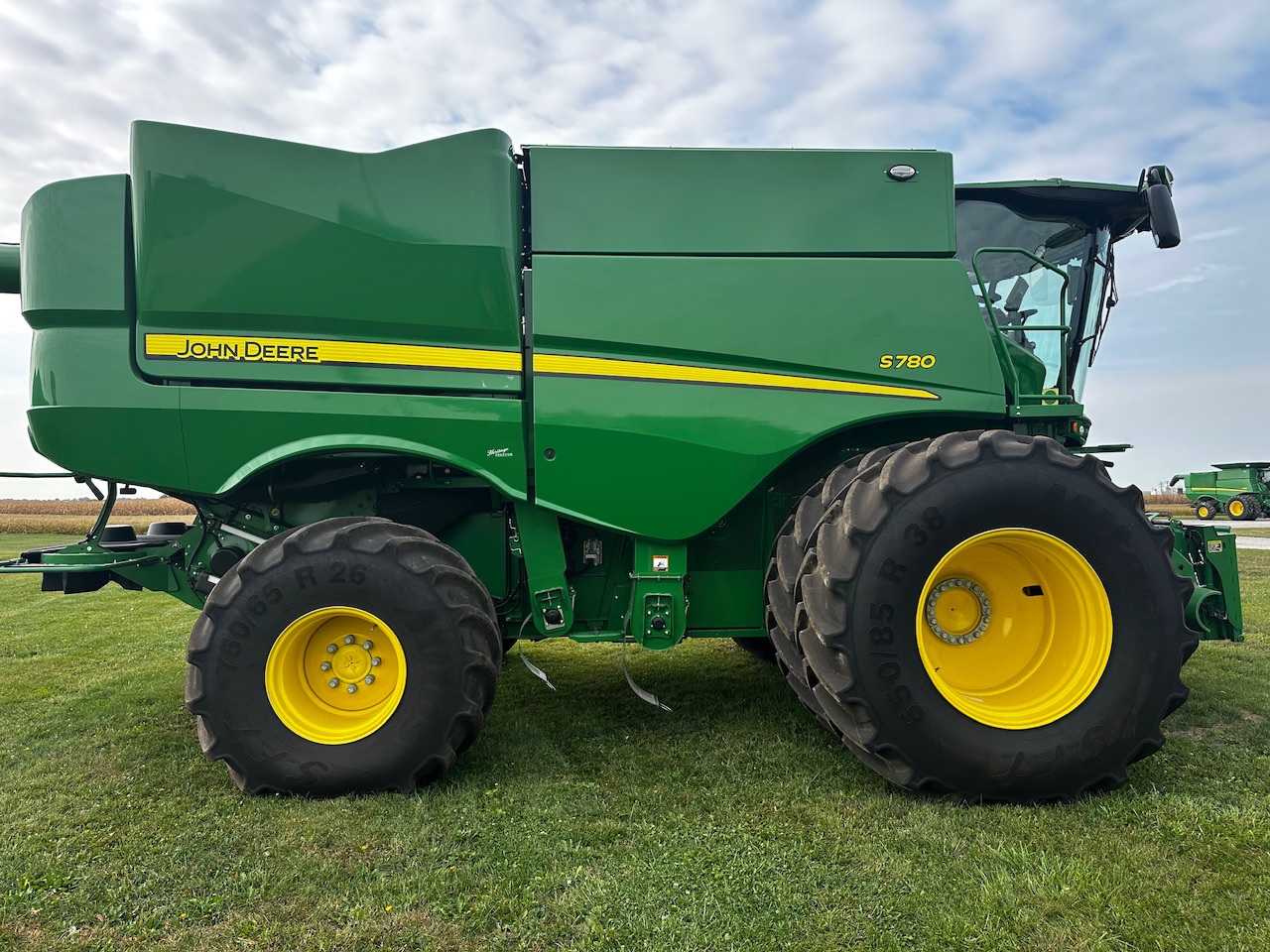  2023 John Deere S780 at Heritage Tractor in Aledo, IL
