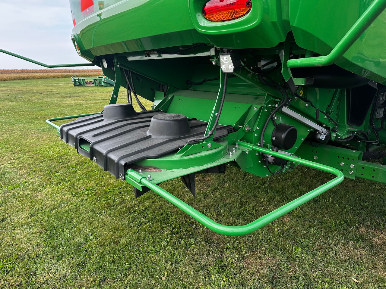  2023 John Deere S780 at Heritage Tractor in Aledo, IL