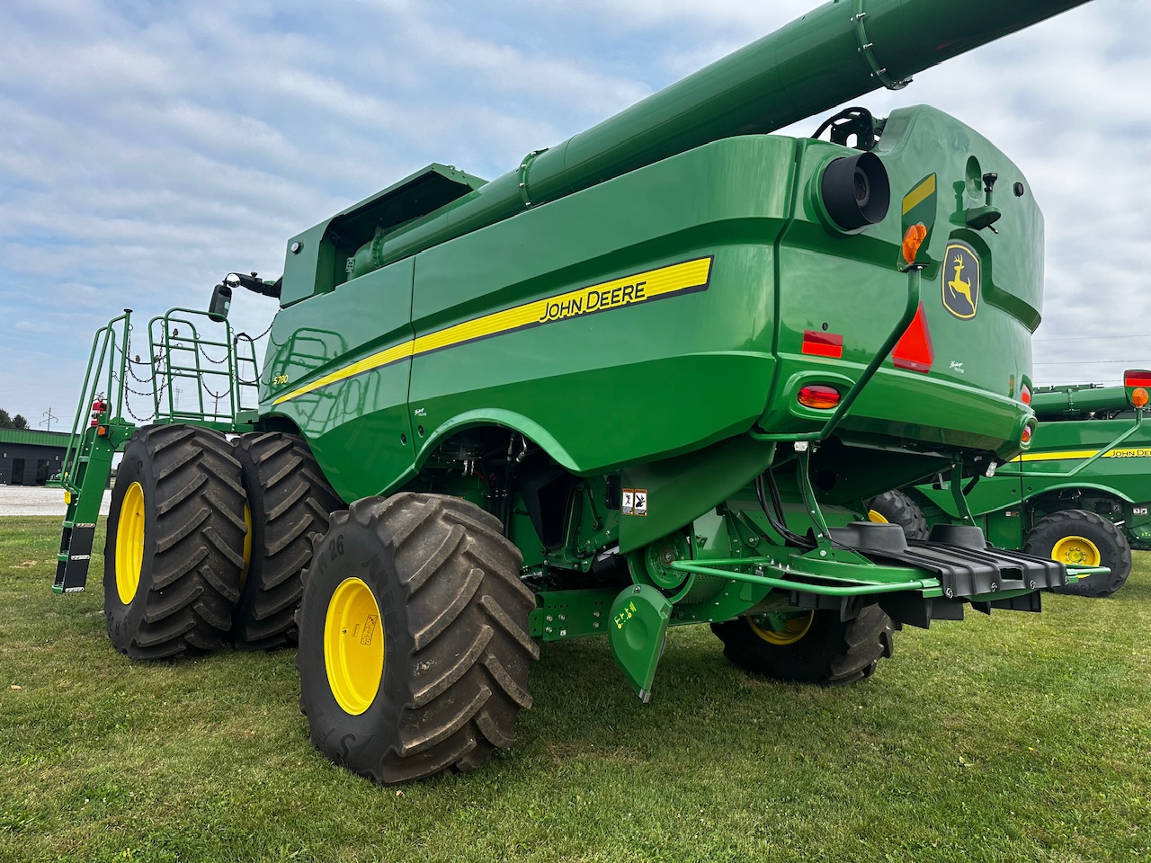  2023 John Deere S780 at Heritage Tractor in Aledo, IL
