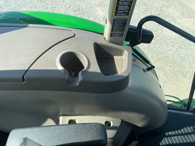 2022 John Deere 5055E Image 15