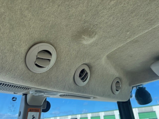 2022 John Deere 5055E Image 13
