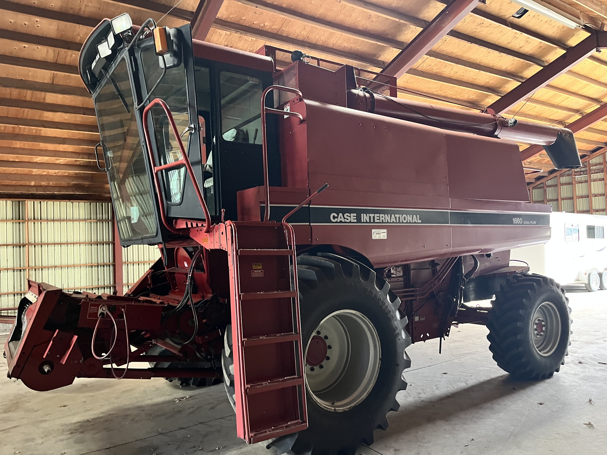 1992 Case IH 1660 Image 1