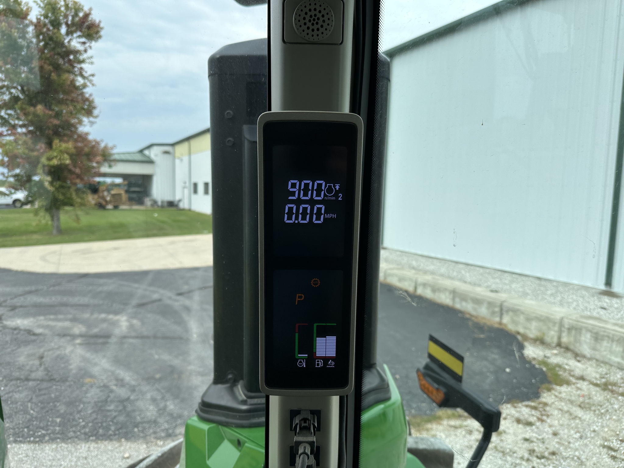  2023 John Deere 9R 540 at Heritage Tractor in Joplin, MO