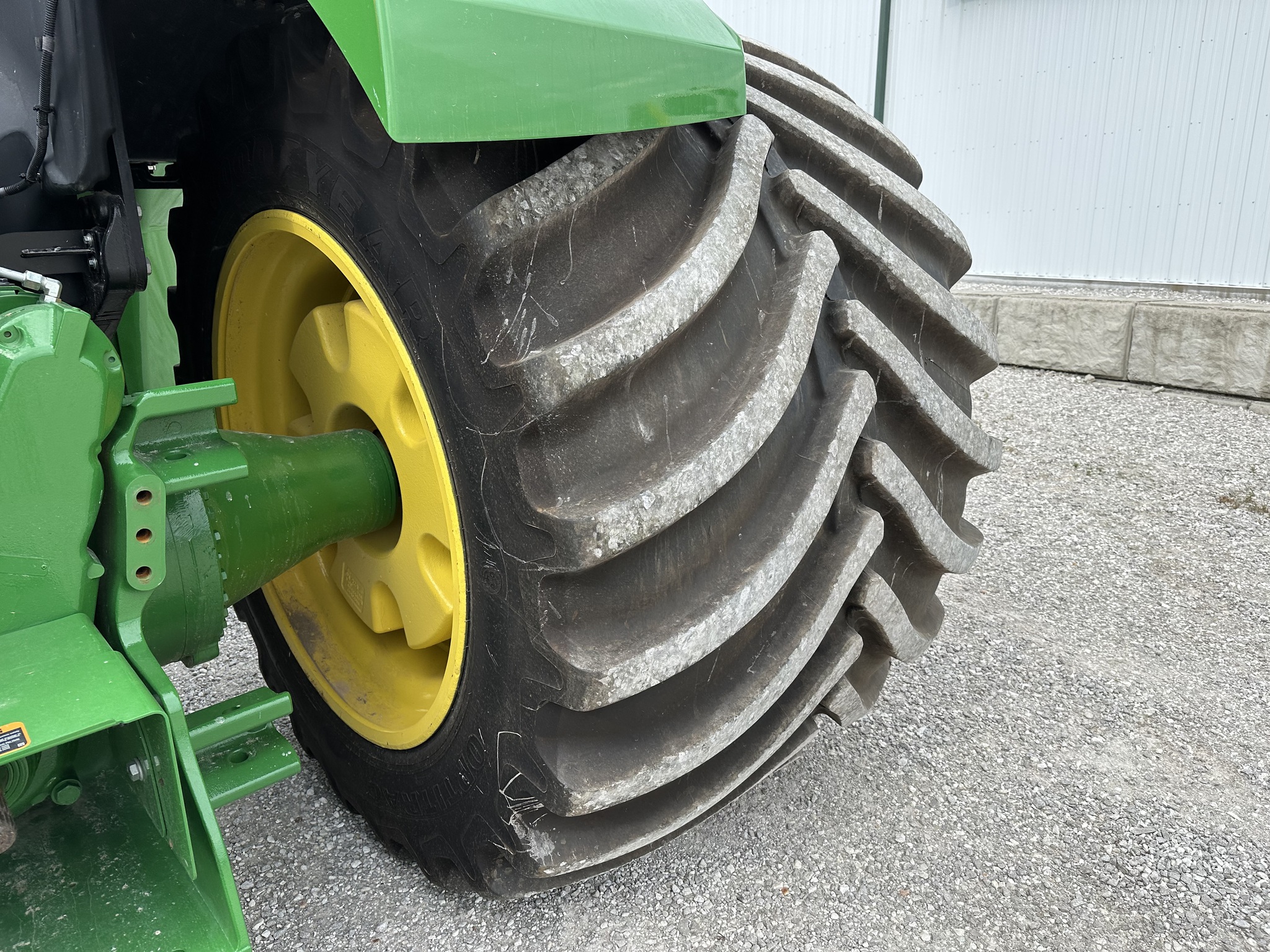  2023 John Deere 9R 540 at Heritage Tractor in Joplin, MO
