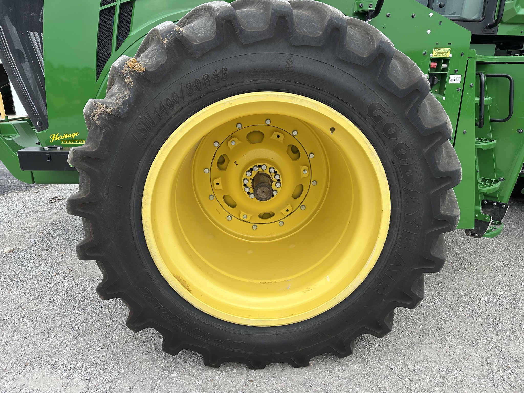  2023 John Deere 9R 540 at Heritage Tractor in Joplin, MO