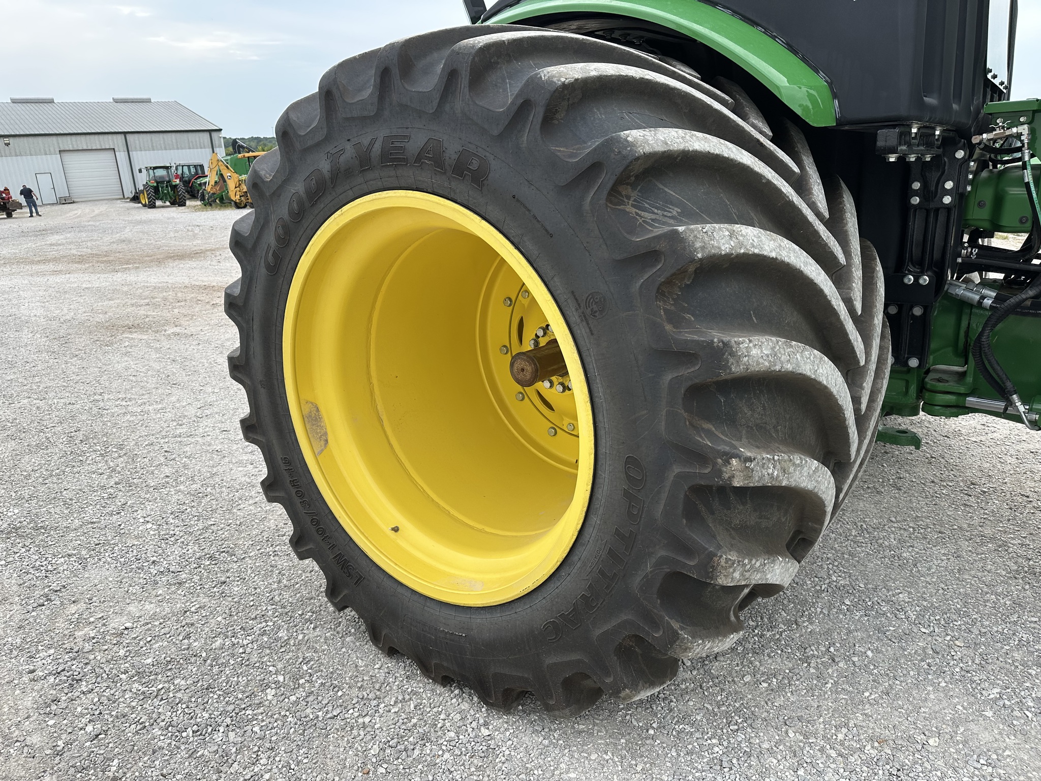  2023 John Deere 9R 540 at Heritage Tractor in Joplin, MO